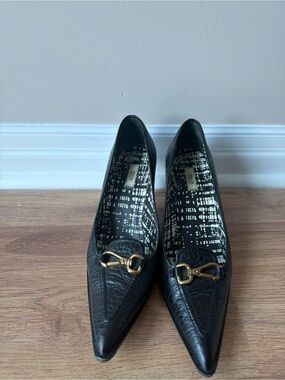 Prada Black Leather Pointed Toe Pumps with Gold Bit